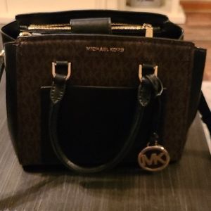 Michael Kors purse